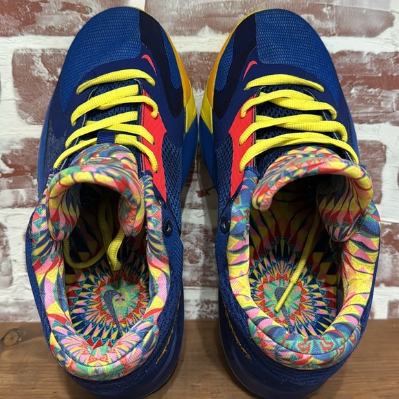 Nike Freak 4 SE Basketball Shoes Youth Sz 6Y - Picture 9 of 10